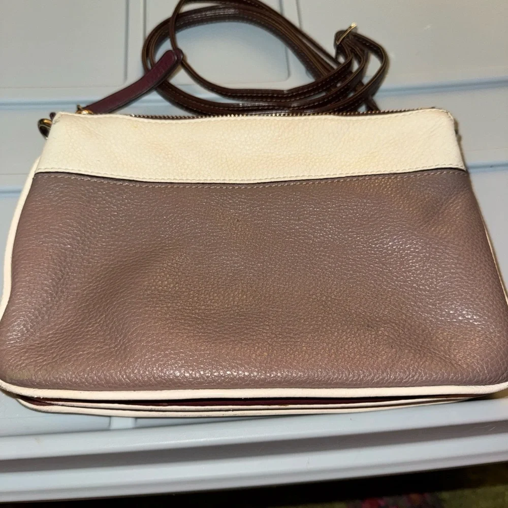 kate spade two-tone leather crossbody - cream & taupe